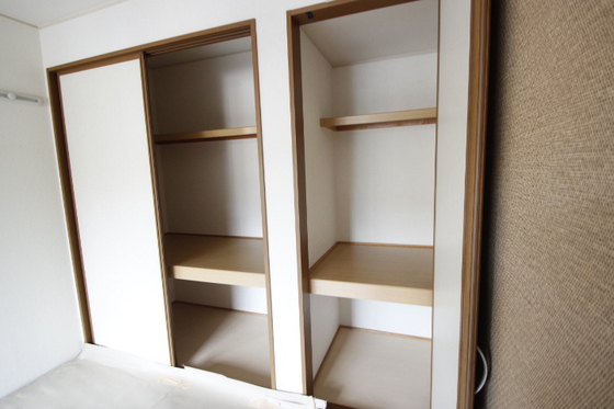 収納　※別部屋の写真です
