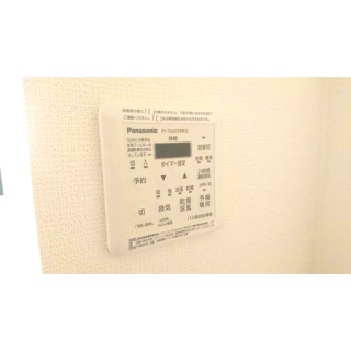その他設備　浴室乾燥機付き