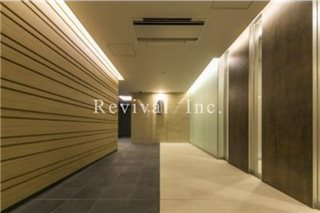 ロビー　内廊下設計でございます