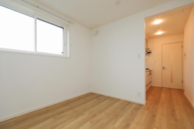 居室・リビング　きれいなお部屋です