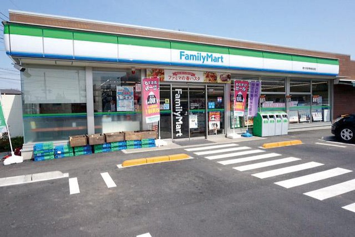 コンビニ　ファミリーマート　東大和新青梅街道店（コンビニ）まで420m