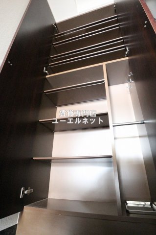 その他設備　収納力たっぷりのシューズボックスで玄関すっきり！