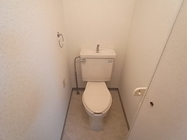トイレ　トイレもきれいです
