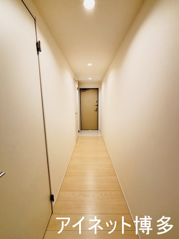 玄関　明るい玄関でお出迎え！