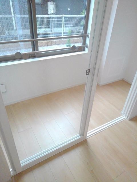 バルコニー　ベランダは、室内型のサンルームです。