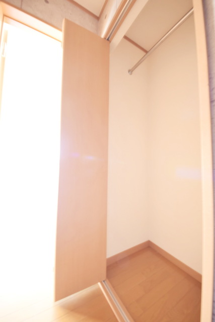 収納　～たっぷり収納スペース～別部屋参照～