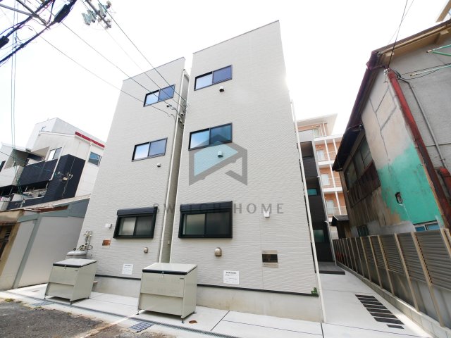 建物外観　落ち着いた雰囲気の外観です
