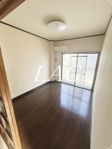 居室・リビング　洋室のお部屋です。