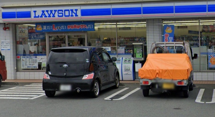 コンビニ　ローソン立川西砂町二丁目店（コンビニ）まで621m
