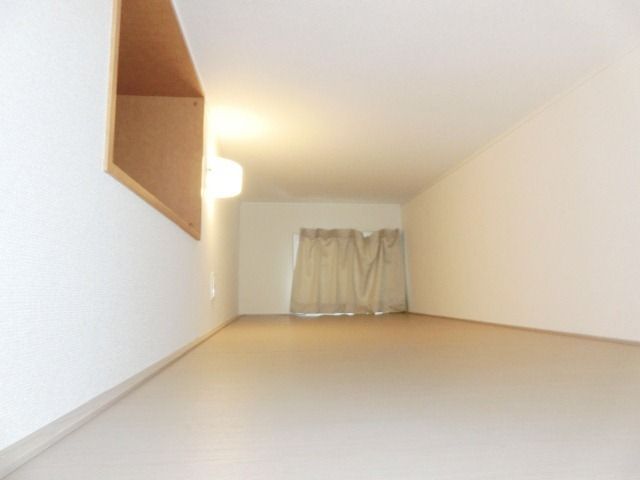 その他部屋・スペース　広いロフトが付いてます。