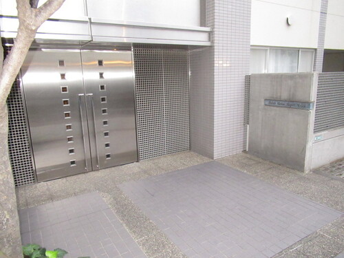 エントランス　エントランス　※2020年1月撮影