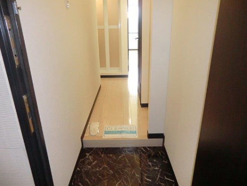 玄関　別部屋参考写真