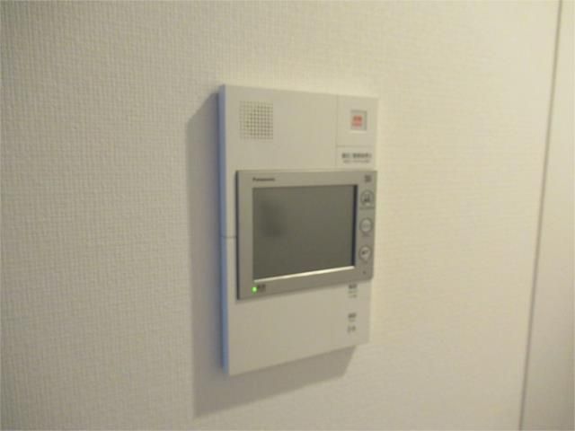 セキュリティ　写真は同マンション別号室のものとなります。