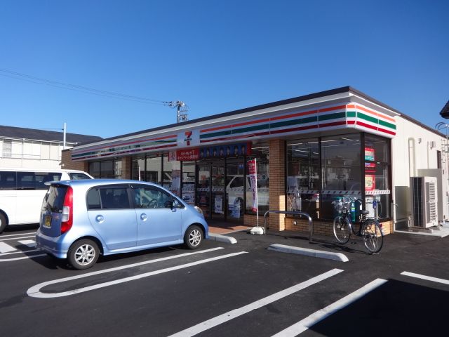 コンビニ　セブンイレブン（コンビニ）まで510m
