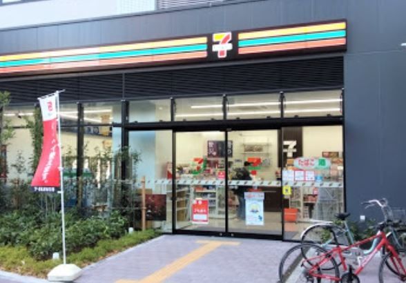 コンビニ　セブンイレブン川崎東田町店（コンビニ）まで290m