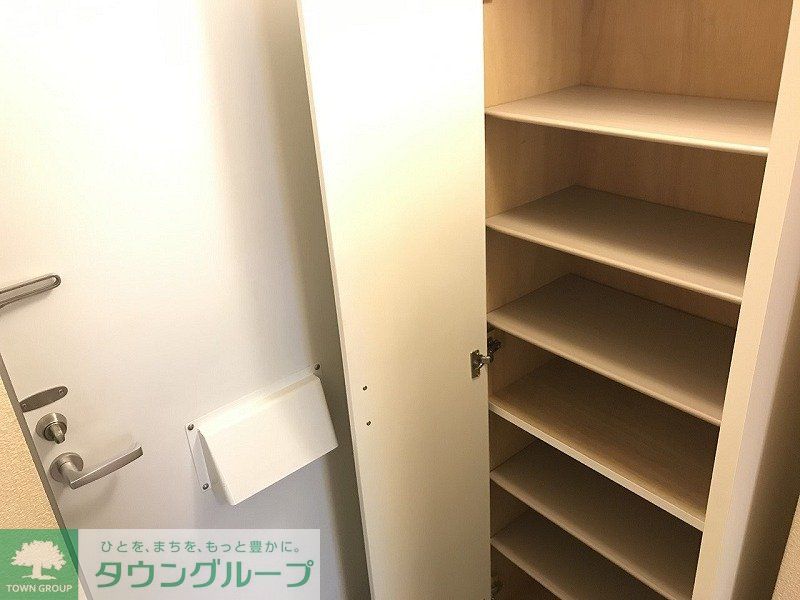 玄関　シューズボックス