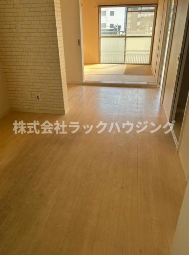 居室・リビング　お部屋さがしはラックハウジングにお問合せ下さいませ、同仕様写