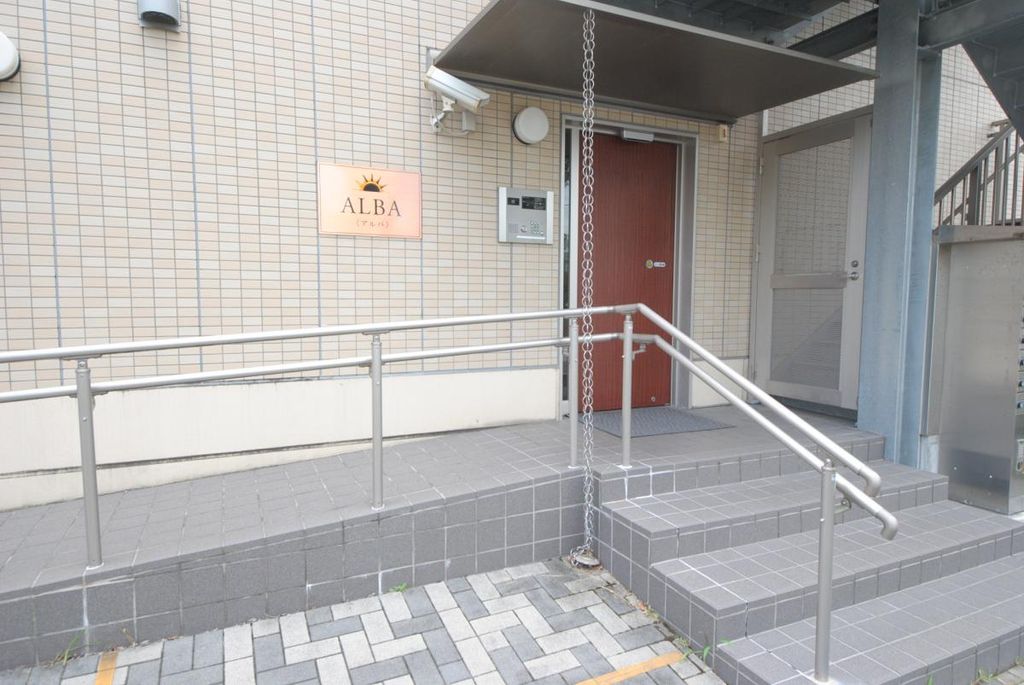 エントランス　庭