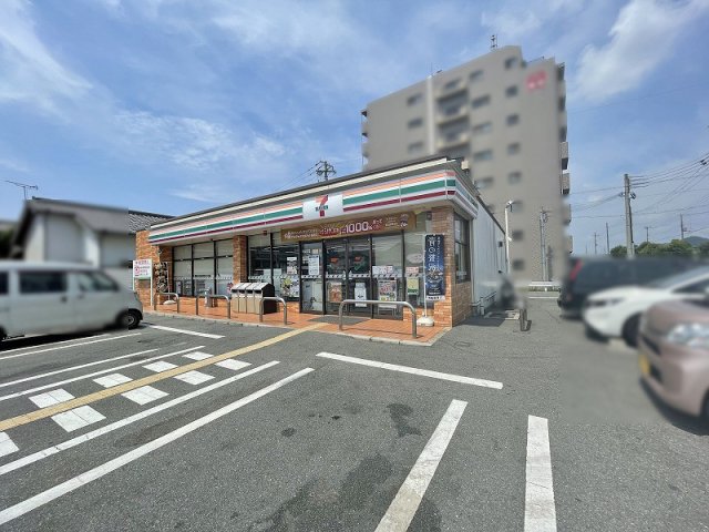 コンビニ　セブン－イレブン　姫路飯田１丁目店（コンビニ）まで230m