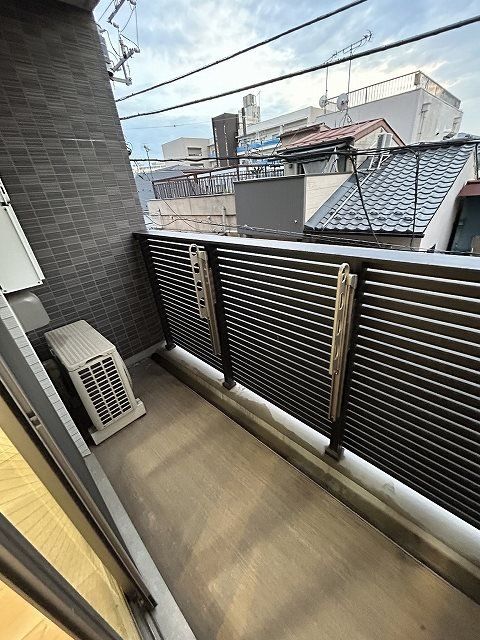 バルコニー　バルコニー