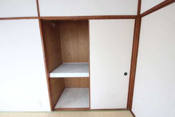 収納　※他号室の写真です。