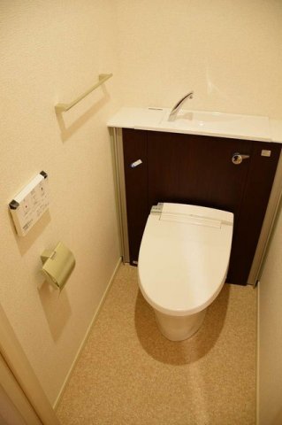 トイレ　トイレもきれいです
