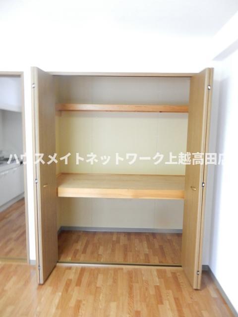 収納　クローゼット