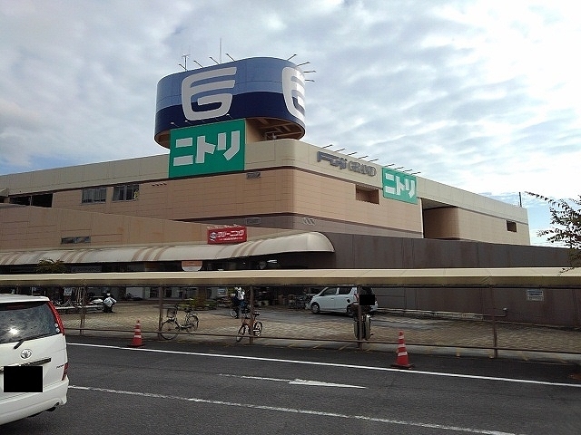 ショッピングセンター　フジグラン尾道（ショッピングセンター）まで1800m