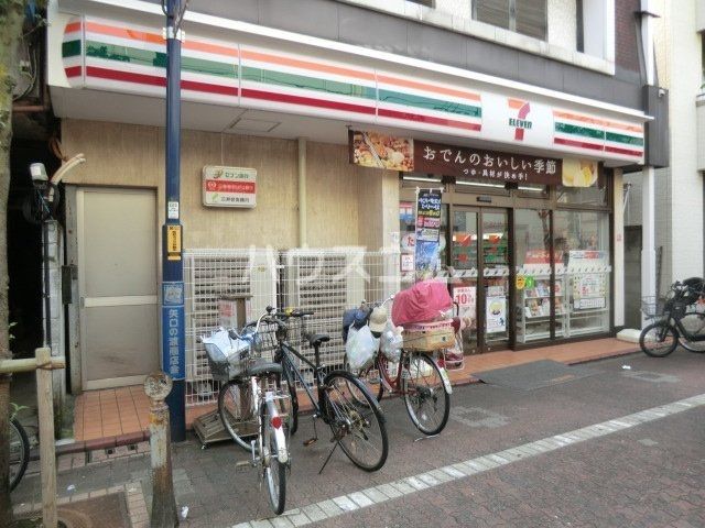 コンビニ　セブンイレブン 矢口渡駅前店（コンビニ）まで842m