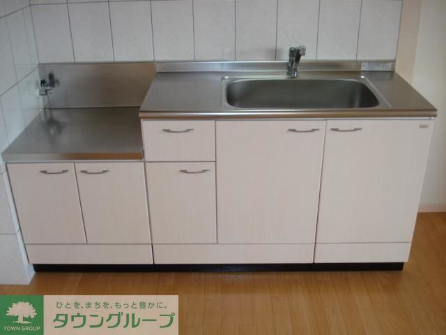 キッチン　お問合せはタウンハウジングまで！※現地待合わせ相談可能