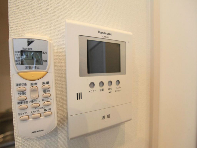 セキュリティ　TVモニター付インターホン