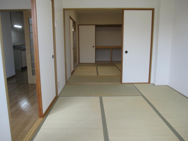その他部屋・スペース　全室照明付きなので、新しく買い揃える必要はありません。