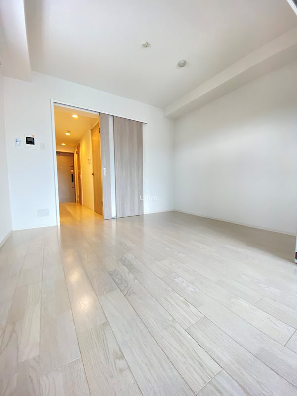 居室・リビング　※同タイプのお部屋です。ご参考までに