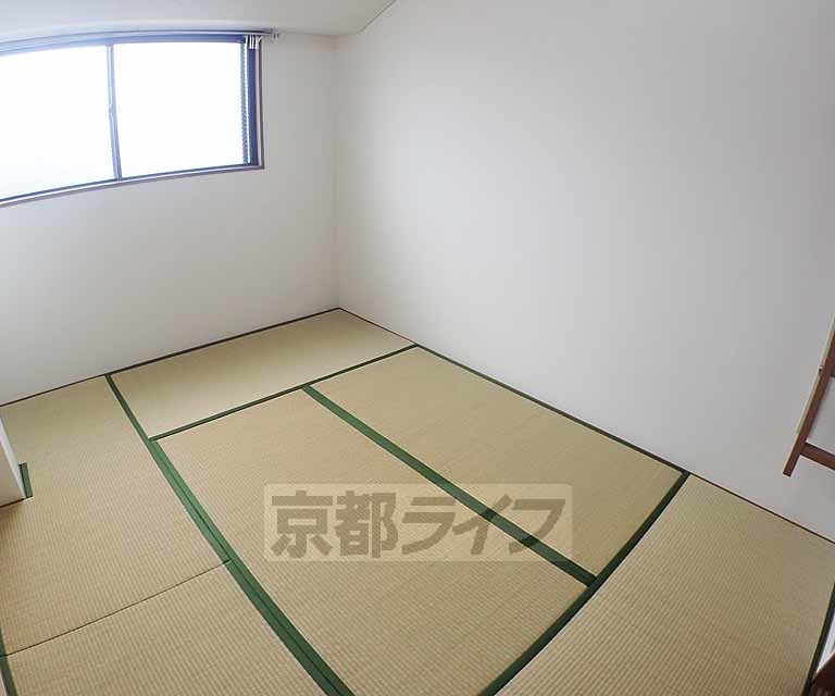 居室・リビング　落ち着く和室です。