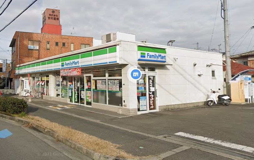 コンビニ　ファミリーマート 京屋玉串元町店（コンビニ）まで686m