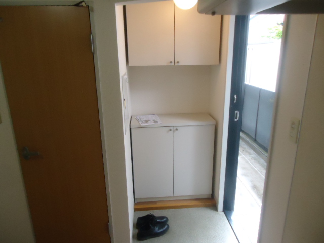 玄関　別部屋参考用写真