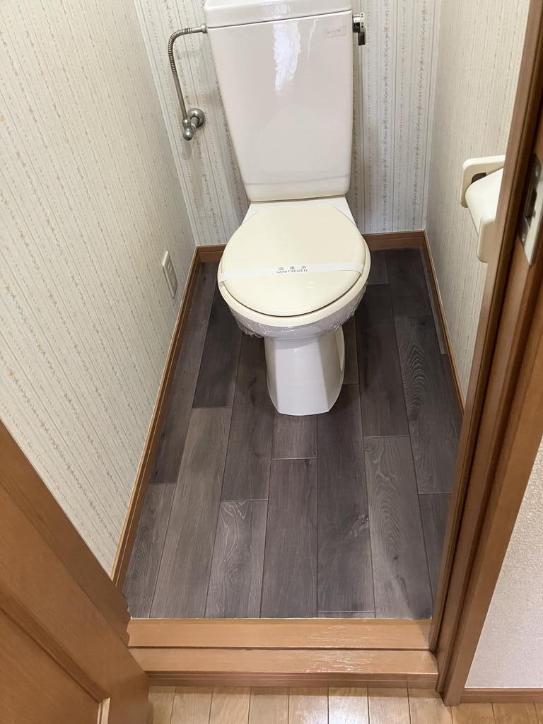 トイレ　（入居中の為、入居前写真）