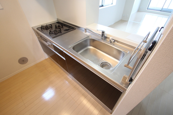 キッチン　※別部屋の写真です