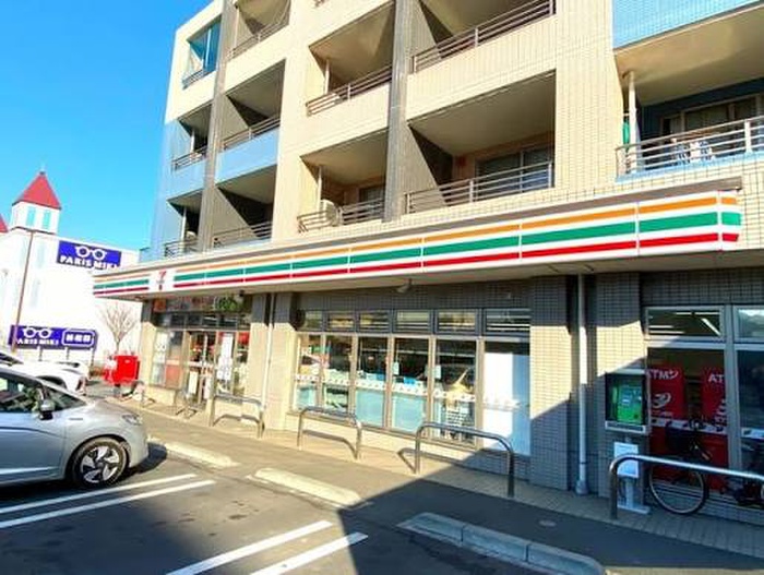 コンビニ　セブン-イレブン 横浜長津田みなみ台店（コンビニ）まで98m