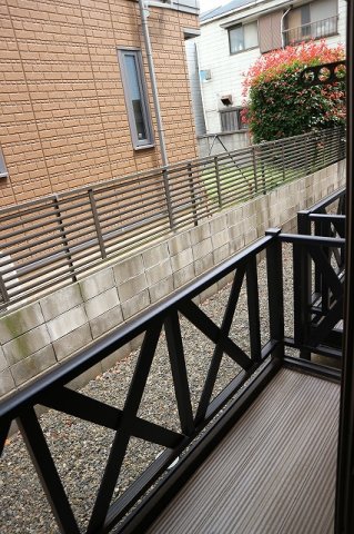 バルコニー　お布団が干せるようになってます