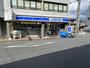 コンビニ　ローソン佐堂町3丁目店（コンビニ）まで590m