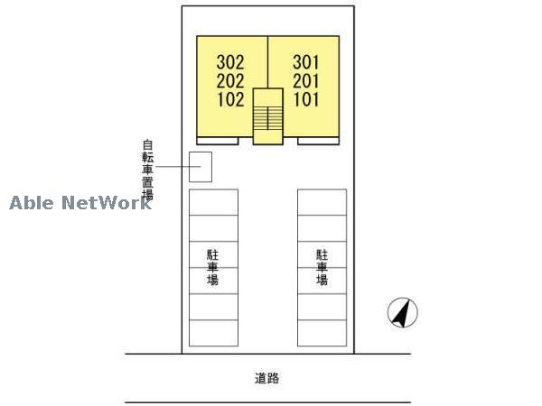 駐車場　駐車場