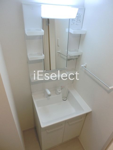 洗面設備　忙しい朝に便利なシャンプードレッサー