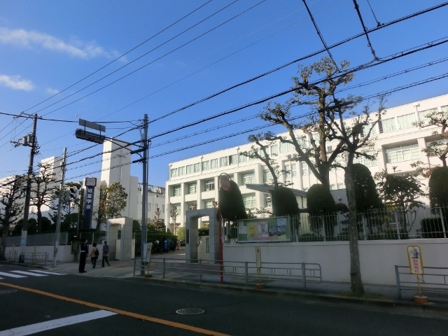中学校　私立城星学園中学校（中学校）まで508m