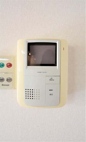 セキュリティ　来客が見えて安心のモニターホンです
