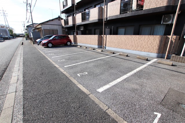 駐車場　【空要確認】
