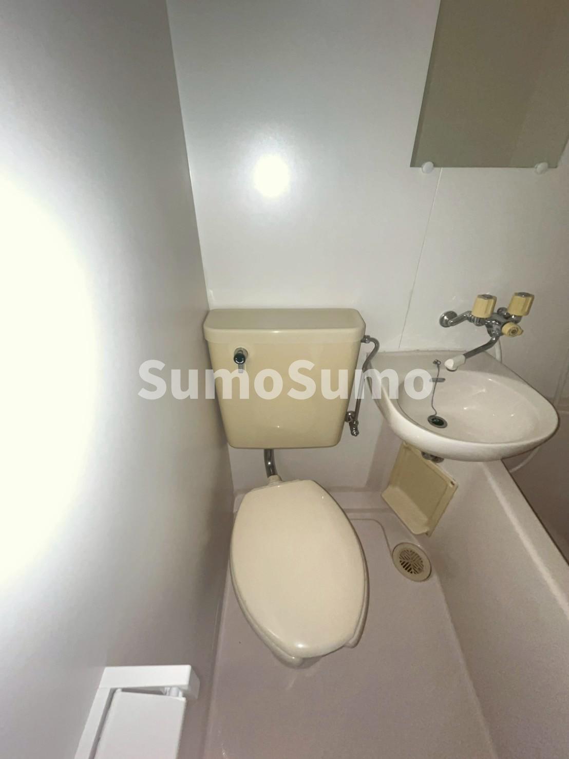 トイレ　落ち着いたトイレです
