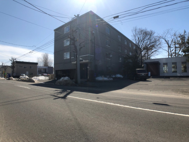 建物外観　札幌市北区北２１条西「スカイパレス」
