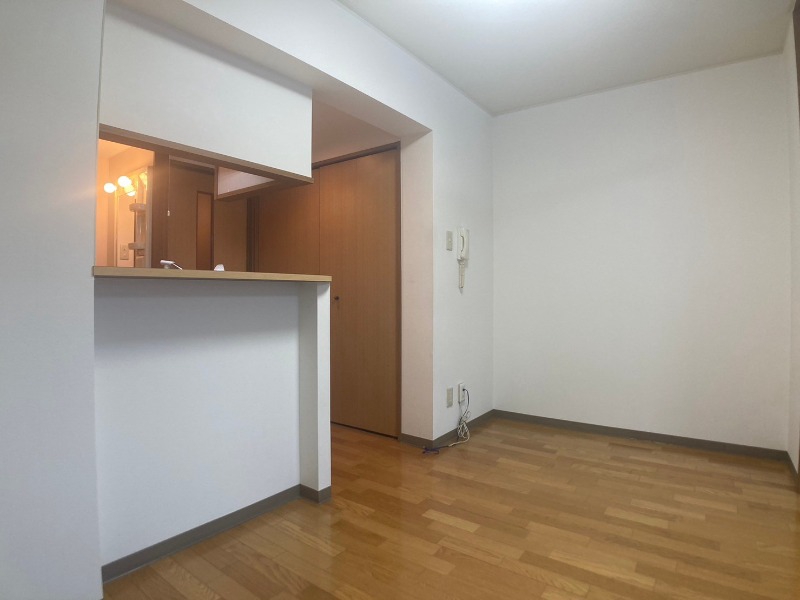 居室・リビング　広くてキレイなお部屋が広がっていて、充実した生活が送れそう。