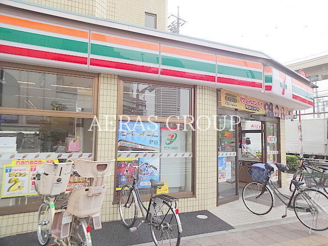 コンビニ　セブンイレブン武蔵浦和西口店（コンビニ）まで227m